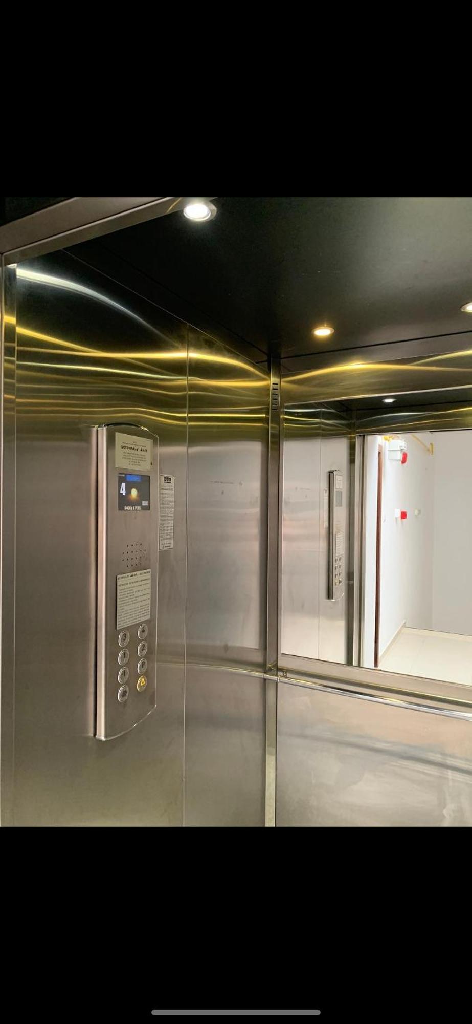 בוקרשט Centru Unirii Luxury Vip Palmier Apartament 2 Camere Cu Terasa Exterioara Amenajata ! Parcare Subterana Privata Climatizata Si Supravegheata Video Dar Doar Cu Rezervare In Limita Locurilor Disponibile !Proprietate In Regim Hoteliep - Nu Are Bucatarie מראה חיצוני תמונה