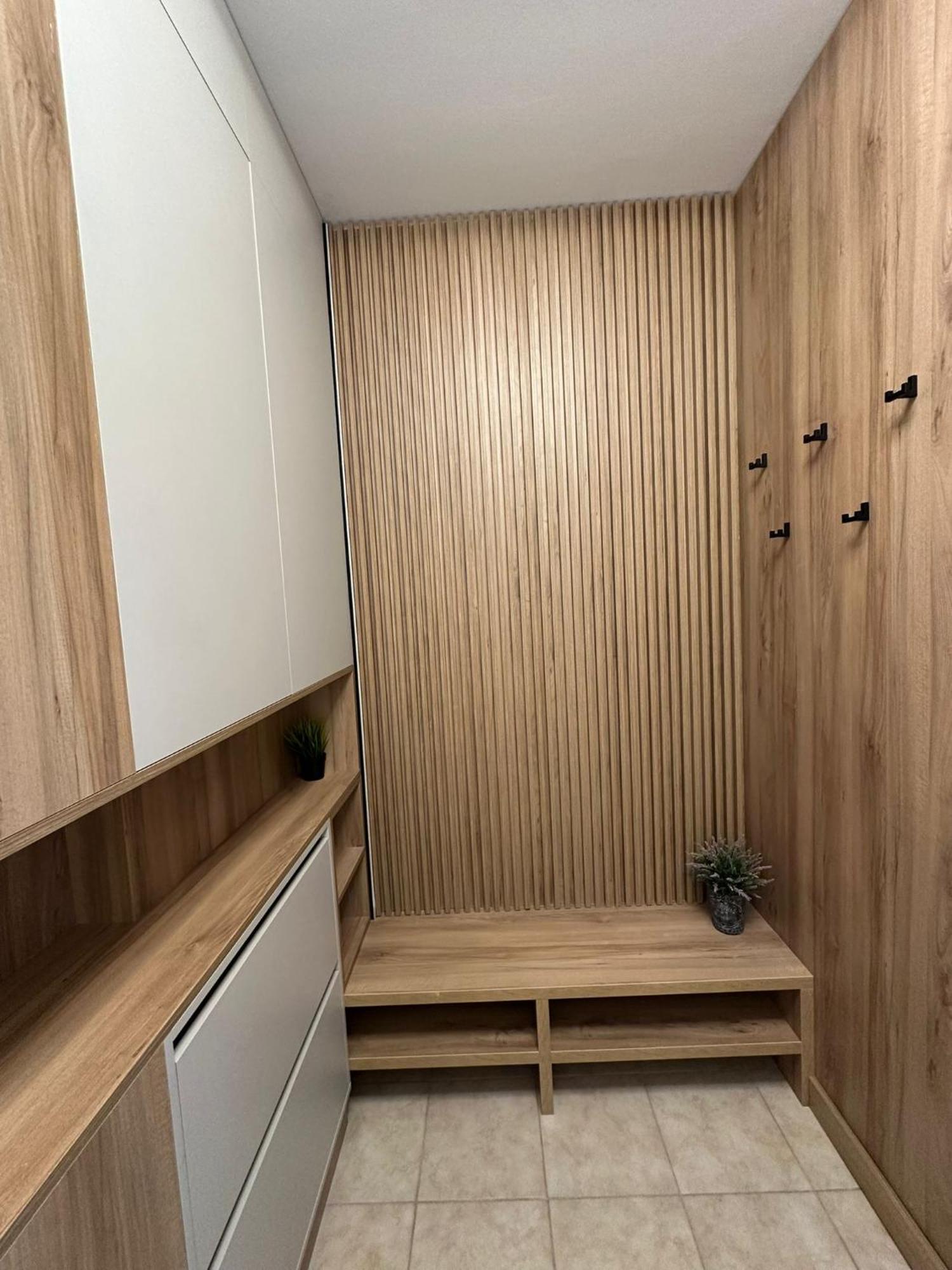 בוקרשט Centru Unirii Luxury Vip Palmier Apartament 2 Camere Cu Terasa Exterioara Amenajata ! Parcare Subterana Privata Climatizata Si Supravegheata Video Dar Doar Cu Rezervare In Limita Locurilor Disponibile !Proprietate In Regim Hoteliep - Nu Are Bucatarie מראה חיצוני תמונה